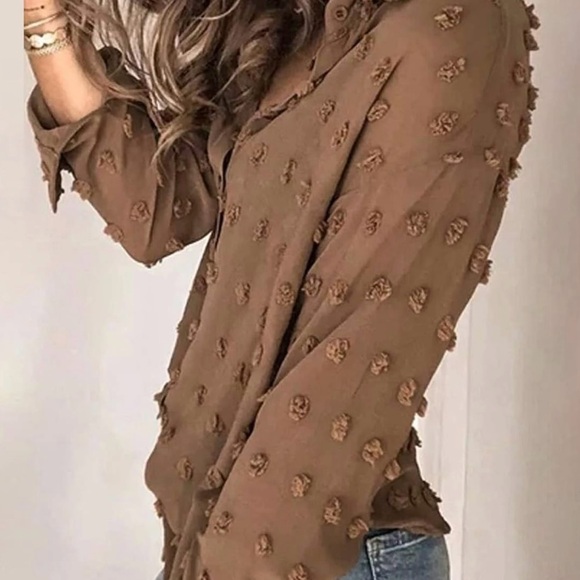 Pompom design button down blouse - Picture 2 of 10